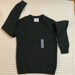Old Navy Men’s sweater